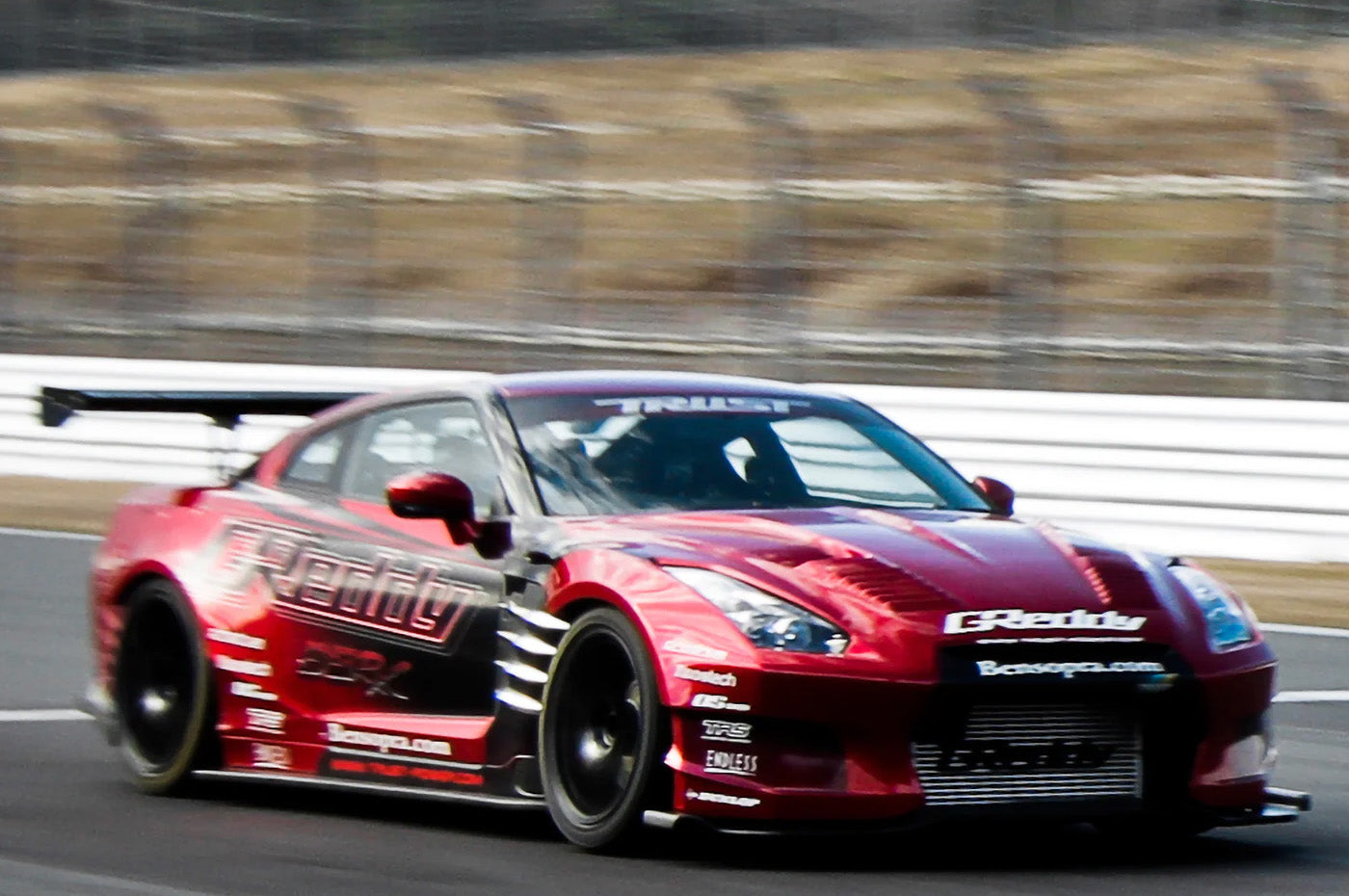 GReddy Nissan R35 GTR Intercooler Kit T-29F With FV2 (12020220)