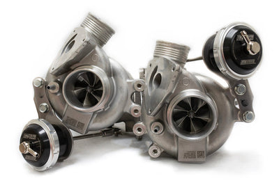 Pure Turbos PURE900 Turbochargers for 2016–2021 McLaren 570S, 2016–2021 McLaren 570GT, 2018–2021 McLaren 600LT, 2015–2017 McLaren 675LT (McLaren 3.8 L M838T E twin-turbo V8)